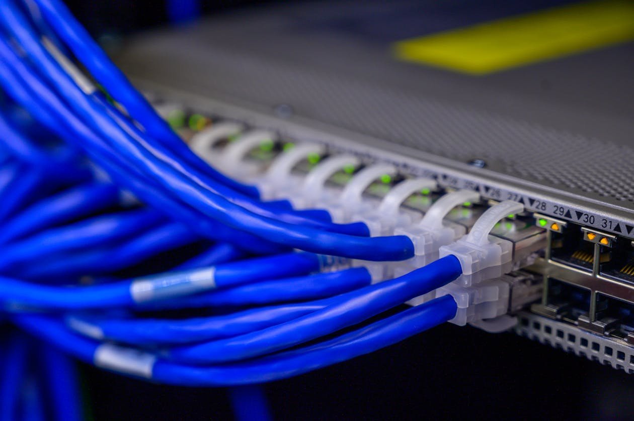 Wired vs Wireless Internet: Why Ethernet Is Always Faster?