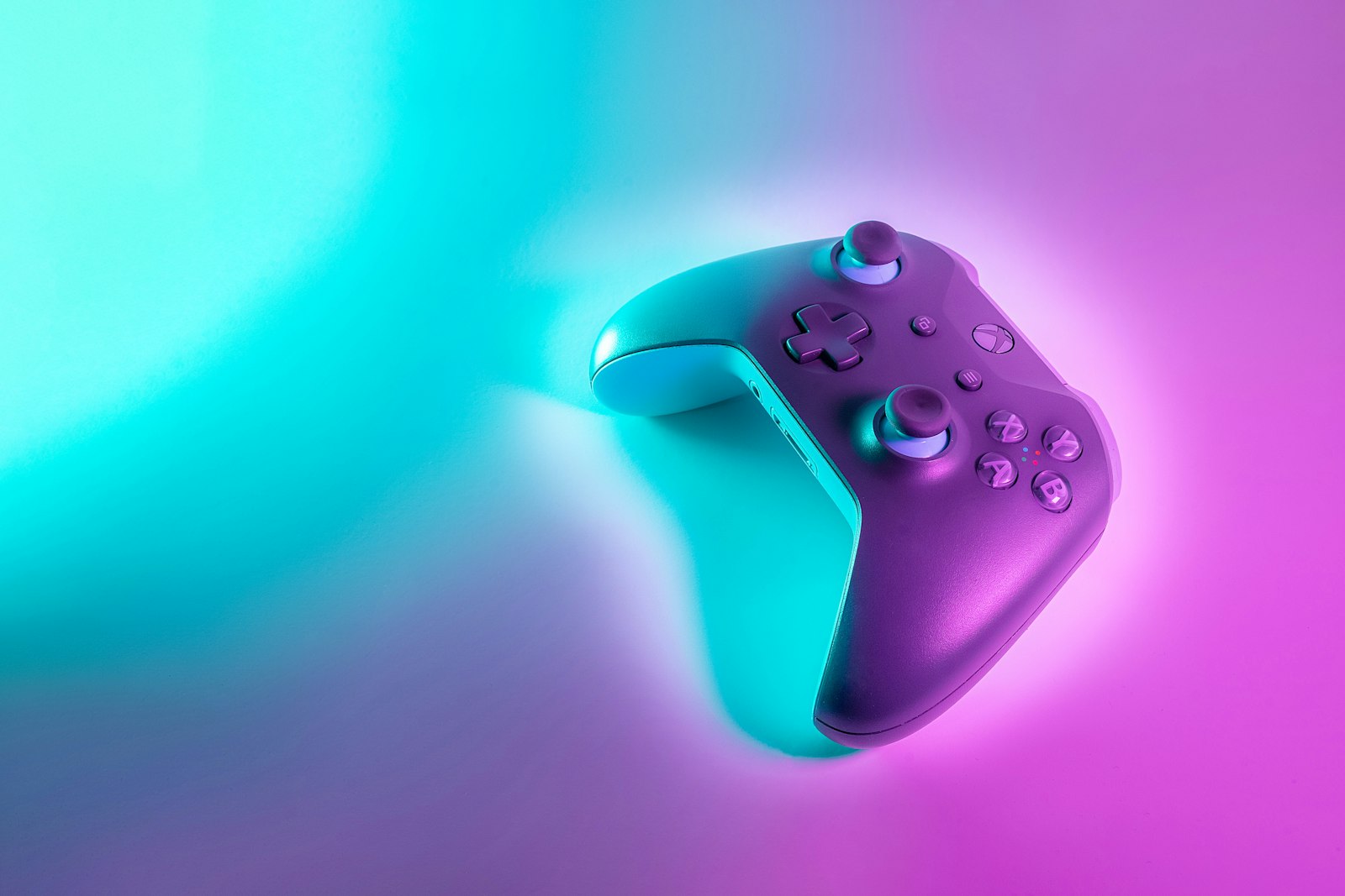 Xbox controller for online gaming